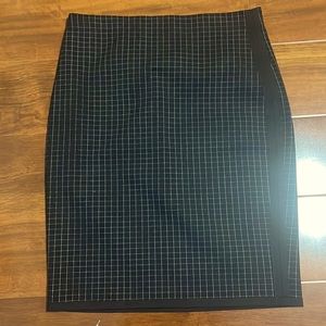Max studio pencil skirt. Size xs